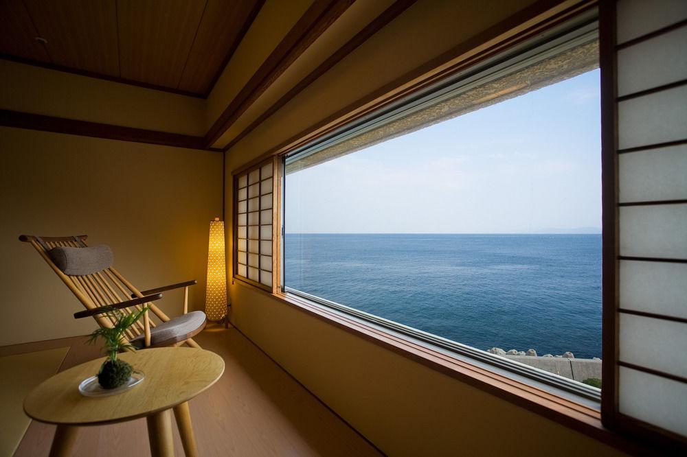 Awaji International Hotel The Sunplaza Sumoto Екстериор снимка